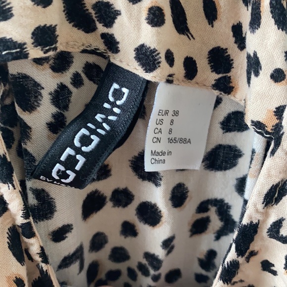h&m divided cheetah print tank top size 8 / medium - Picture 3 of 4